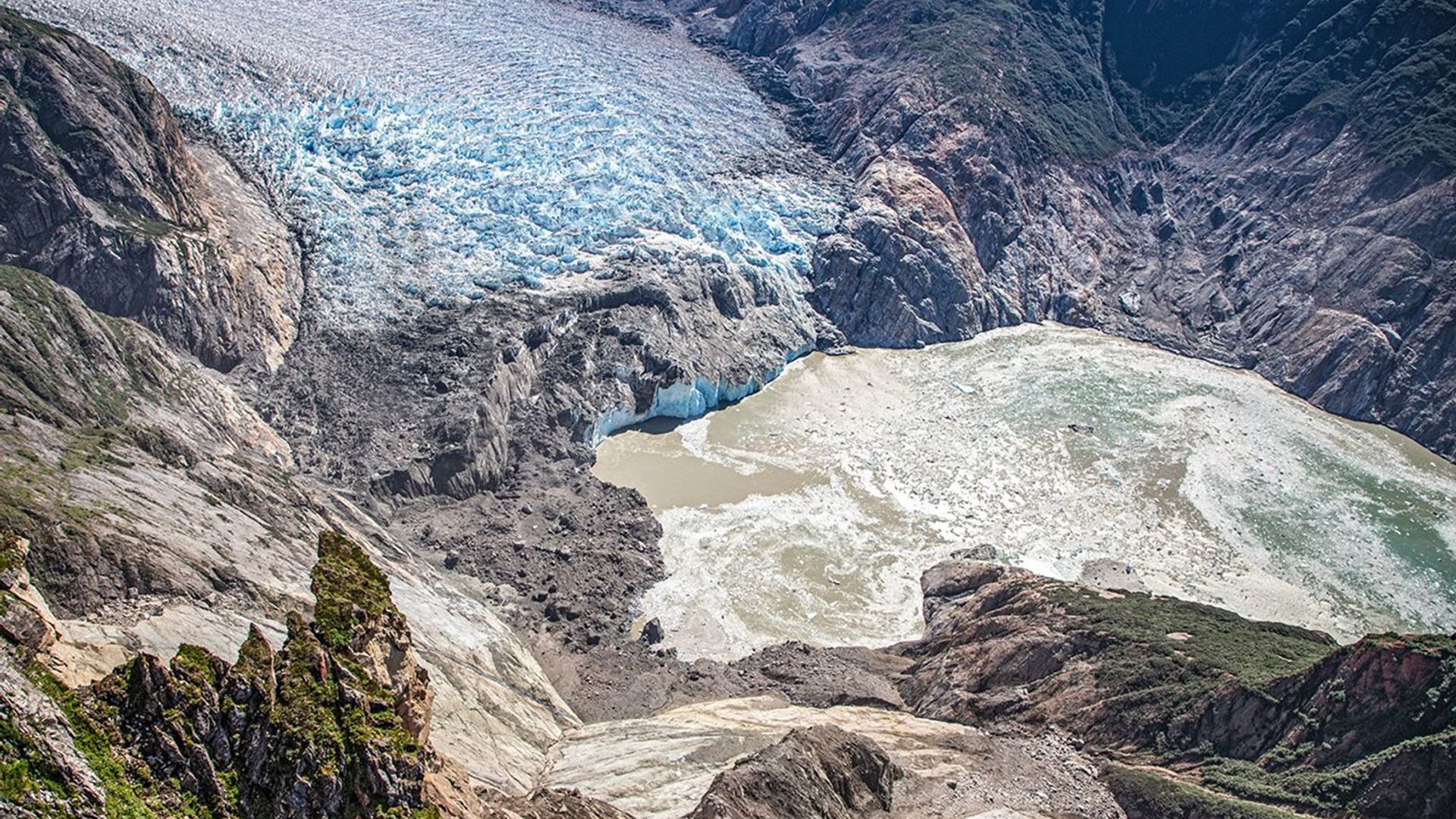 Gökdelenleri Aşan Dev Dalga: Alaska'da 481 Metrelik Megatsunami Kayıtlara Geçti