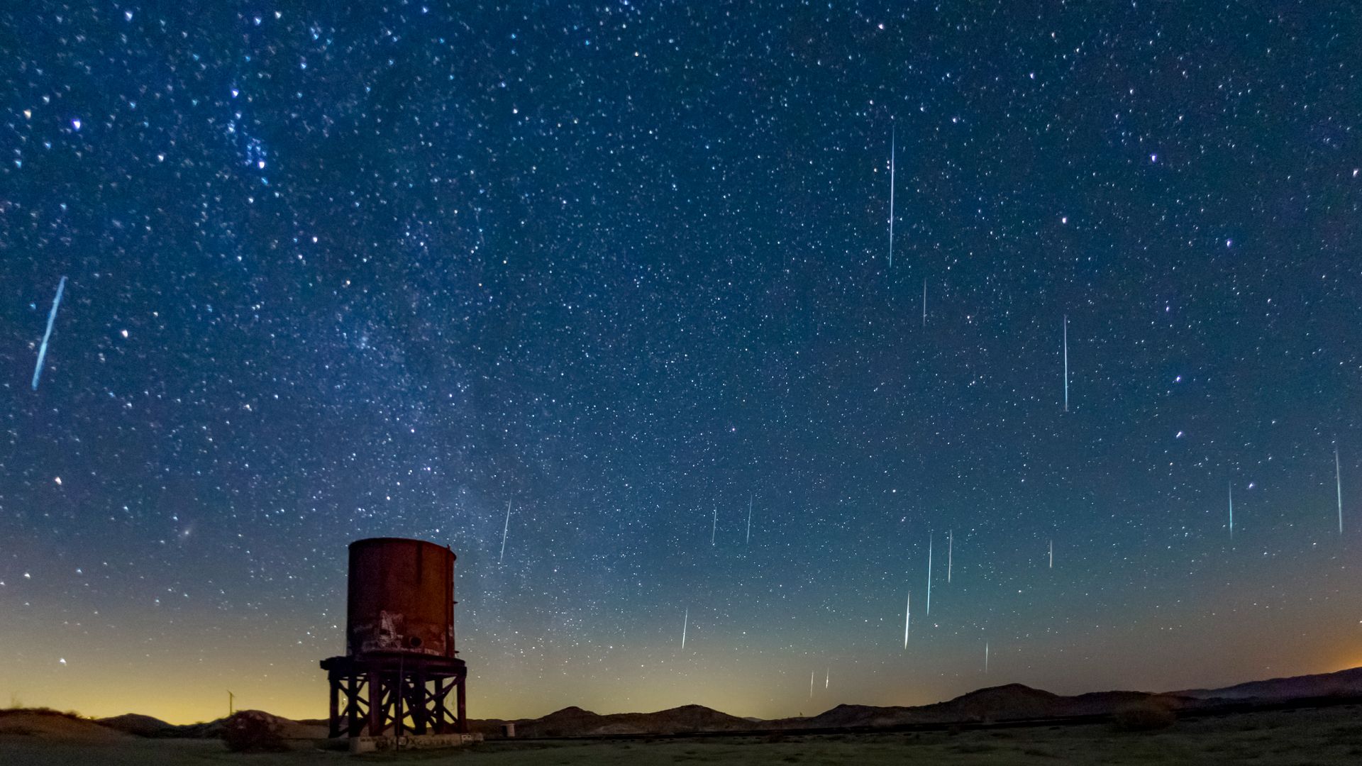 Gökyüzünde Halley’in İzleri: Eta Aquarid Meteor Yağmuru Zirveye Ulaşıyor!