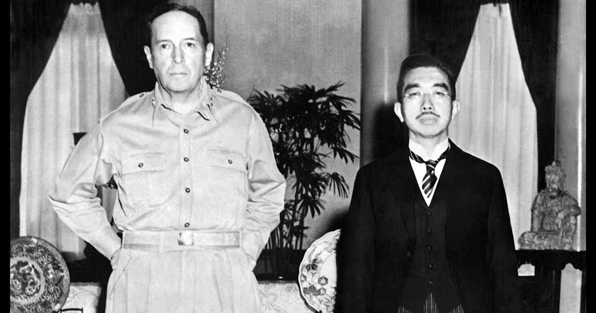 Küllerinden Doğan İttifak: Japonya'nın İmparatorluktan Demokrasiye Zorlu Dönüşümü