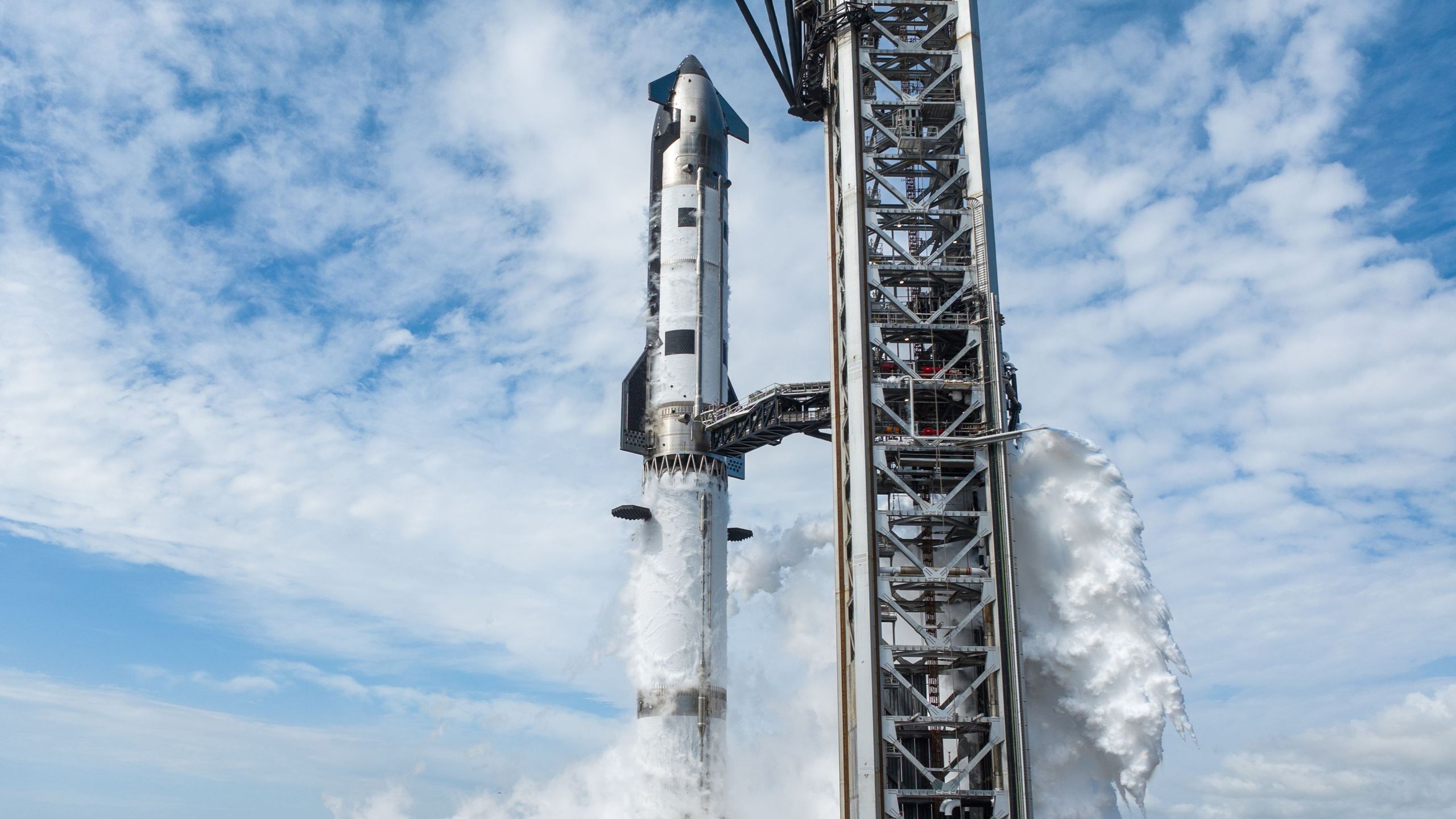 SpaceX Tarih Yazmaya Hazırlanıyor: Dünyanın En Güçlü Roketi Starship V3 İlk Kez Uzaya Fırlatılıyor